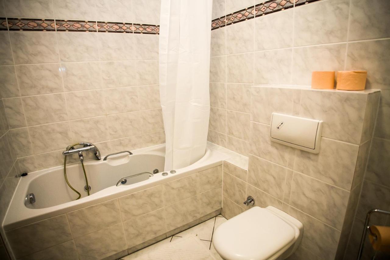 Pile Apartments 8 Omis Ngoại thất bức ảnh